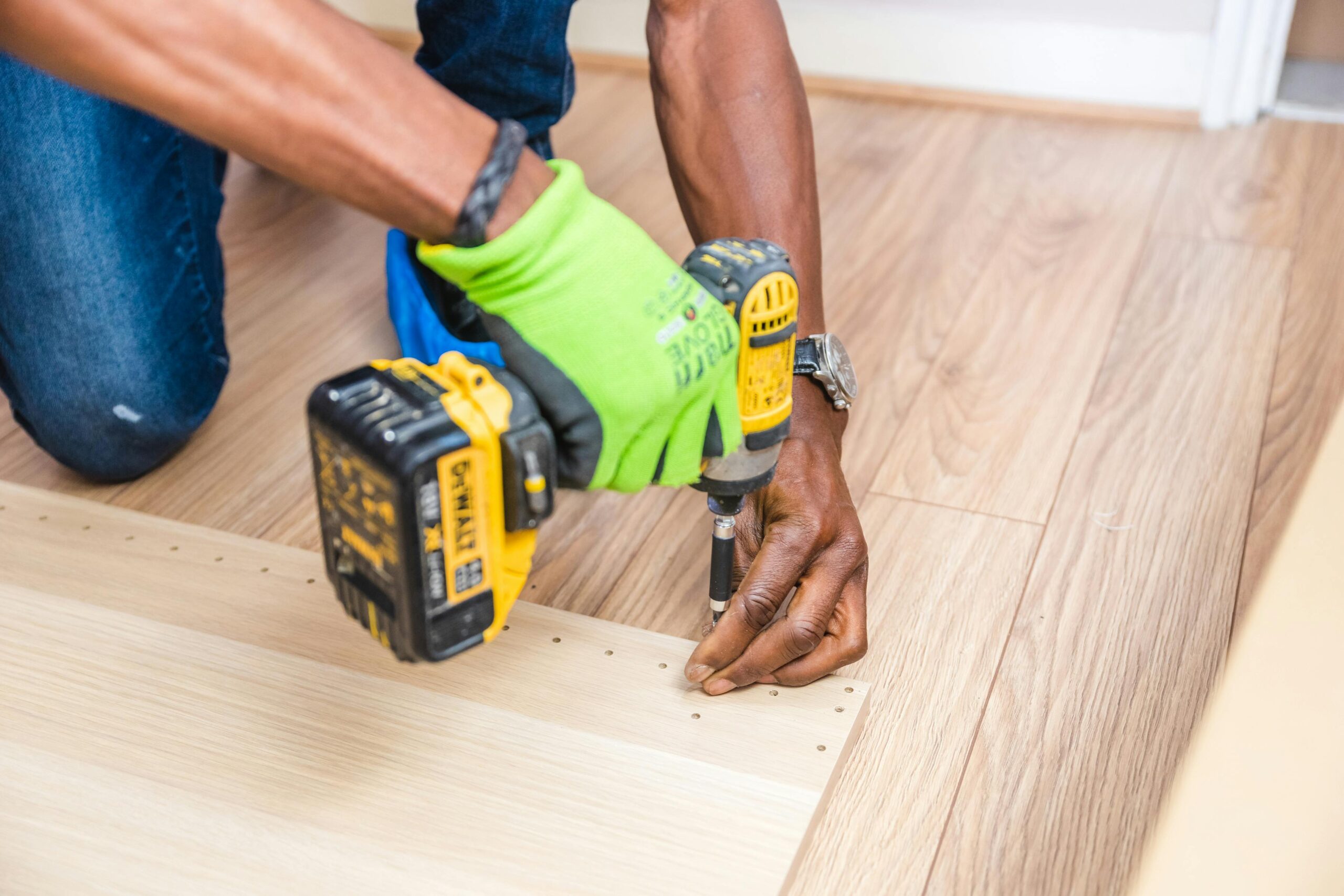 Homeowner consulting flooring contractor in Jupiter FL